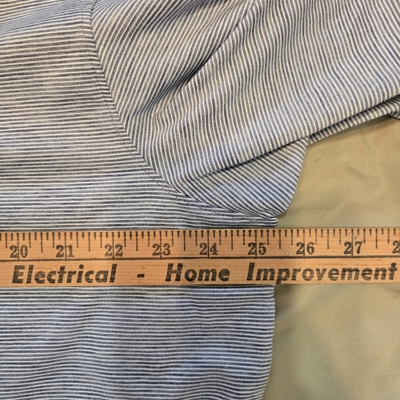 Walter Hagen Mens XL Blue and White Stripped Polo Shirt - Picture 5 of 6